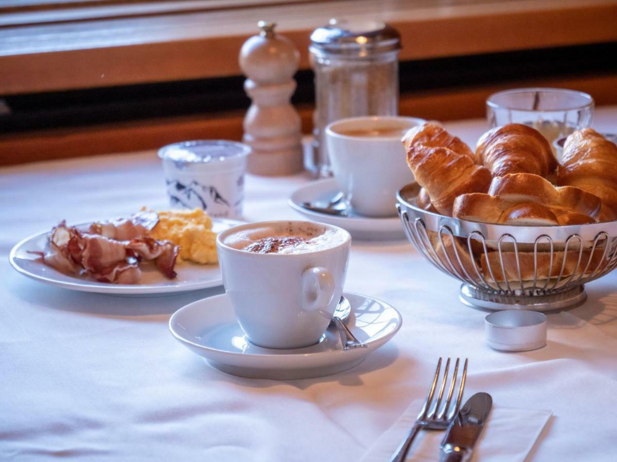 Historisches Alpinhotel Grimsel Hospiz Ngoại thất bức ảnh